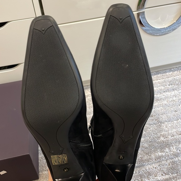 Prada black Suede Ankle boots with heel Booties vintage - Picture 13 of 17